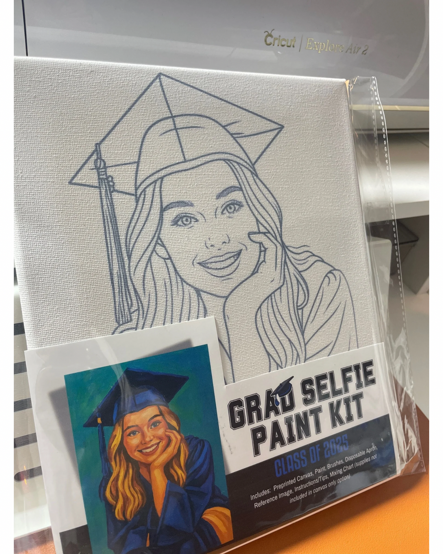 Grad Selfie Paint Kit